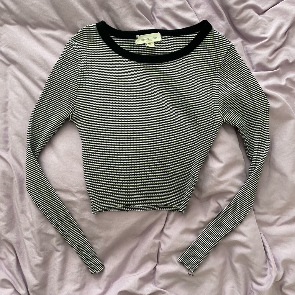 URBAN OUTFITTERS: Cropped Long-Sleeve Top